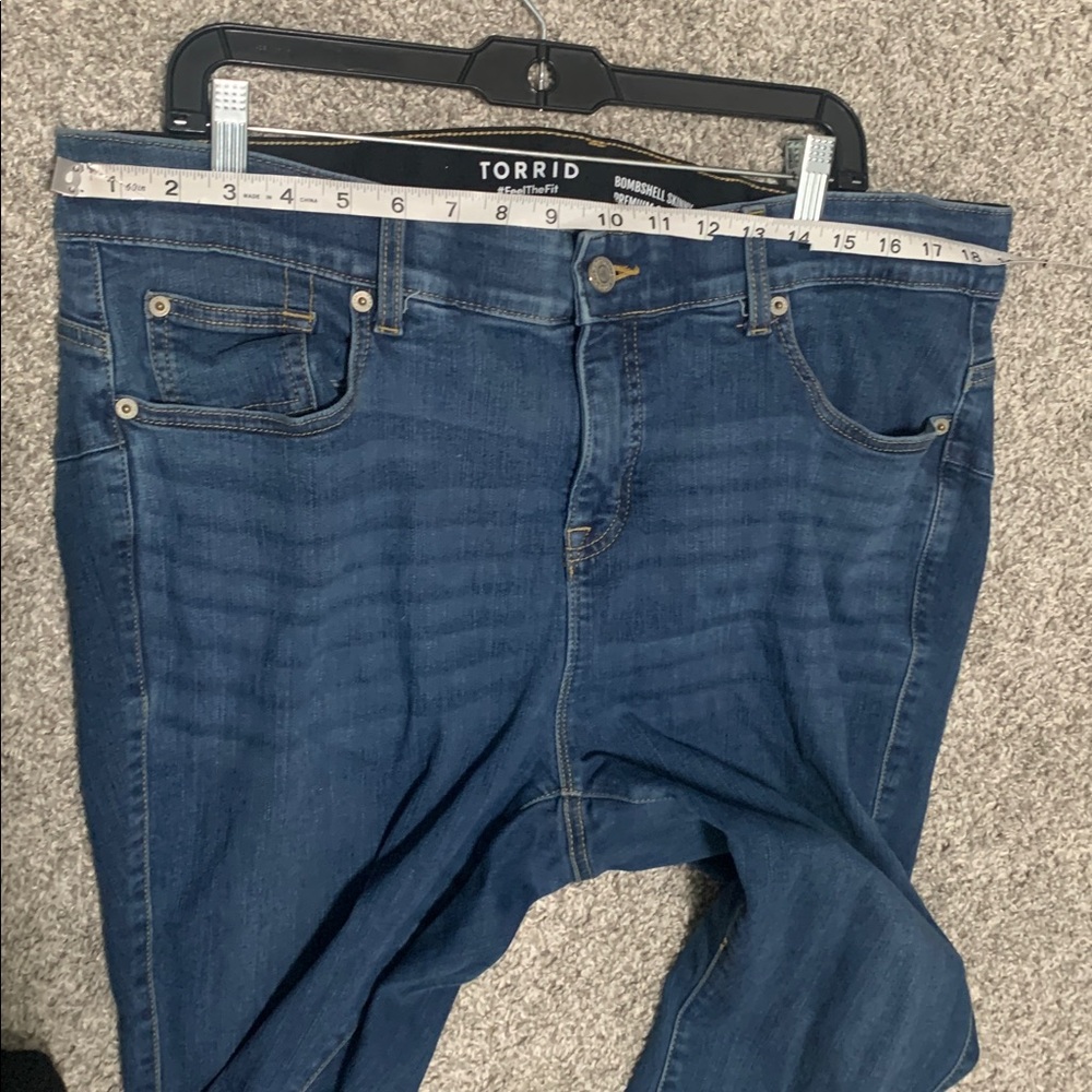 Torrid Bombshell Skinny Premium Stretch Jeans Size 22 XShort - Picture 9 of 10